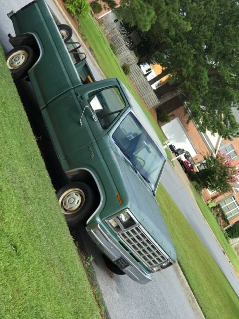 1980 Green Ford F-100 Standard Cab Pickup