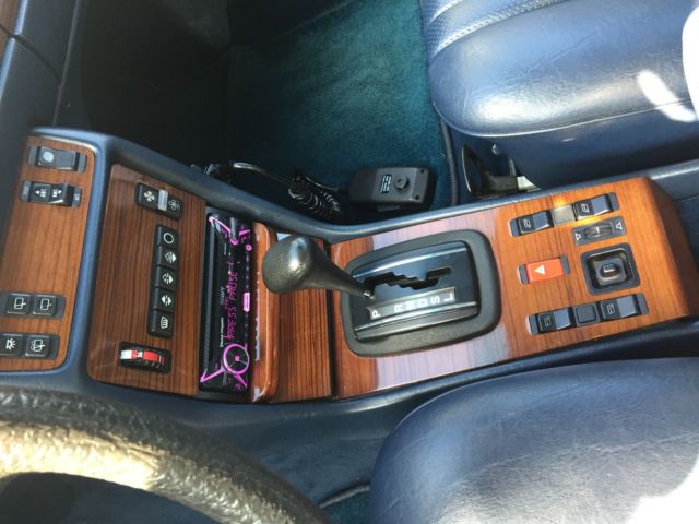 1985 Mercedes-Benz 300-Series