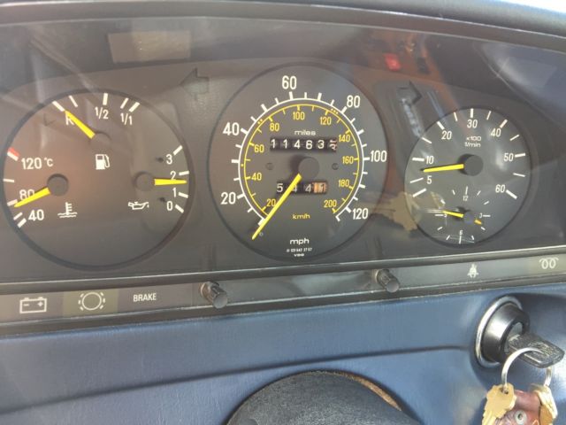 1985 Mercedes-Benz 300-Series