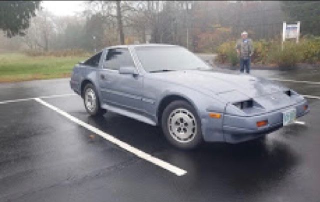 1986 Blue Nissan 300ZX Coupe