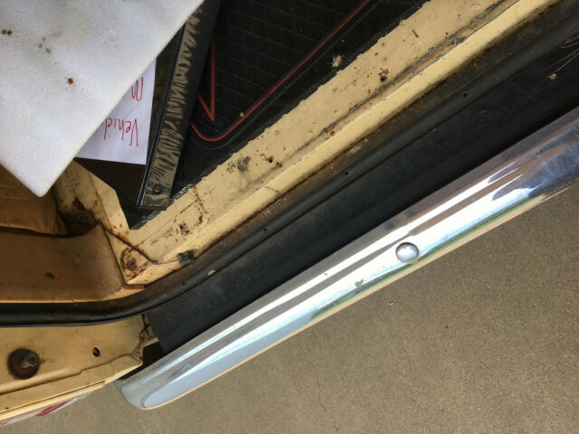 1985 Dodge Ramcharger