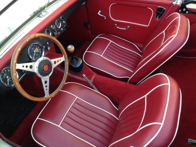 1967 english White Austin Healey Sprite Convertible