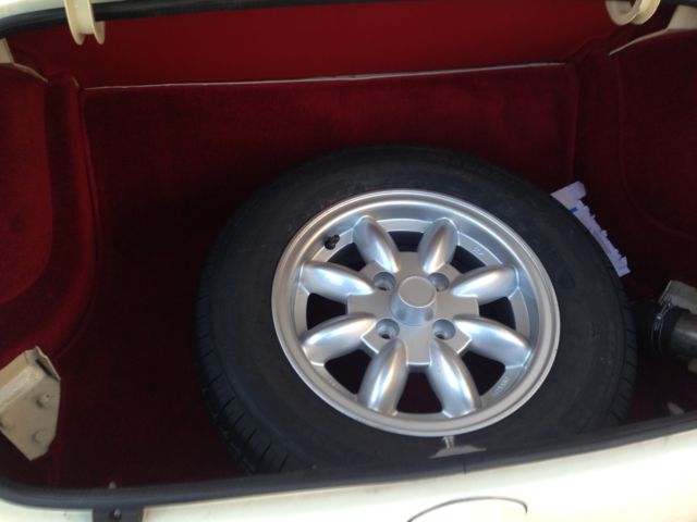 1967 english White Austin Healey Sprite Convertible