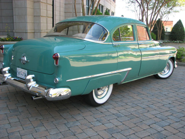 1953 Factory Cove Green Oldsmobile Eighty-Eight Deluxe Sedan