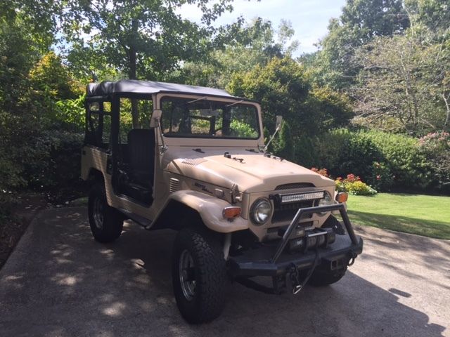 1972 Tan Toyota FJ Cruiser