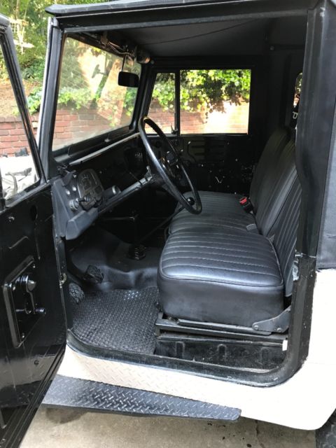 1972 Tan Toyota FJ Cruiser