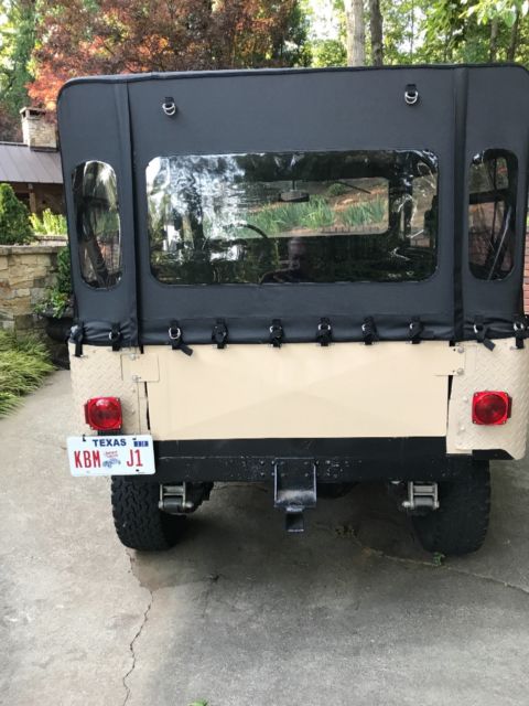1972 Tan Toyota FJ Cruiser
