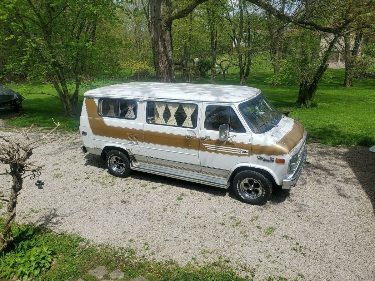 1978 White GMC Vandura