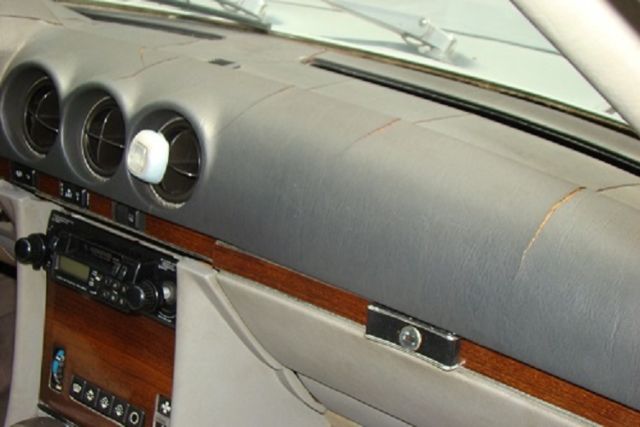 1983 silver/gray Mercedes-Benz SL-Class Convertible