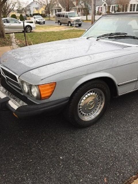 1983 silver/gray Mercedes-Benz SL-Class Convertible