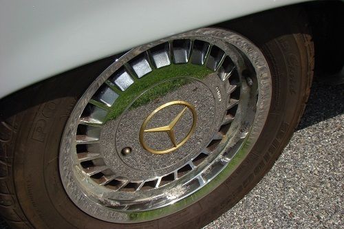 1983 silver/gray Mercedes-Benz SL-Class Convertible