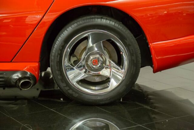 1994 Red Dodge Viper Roadster