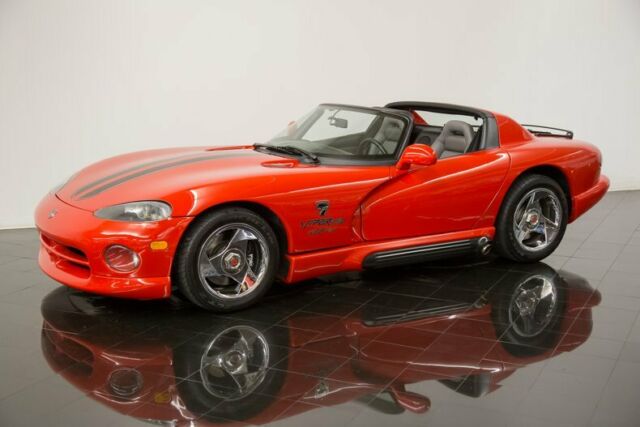 1994 Red Dodge Viper Roadster