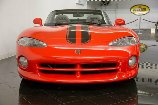 1994 Red Dodge Viper Roadster