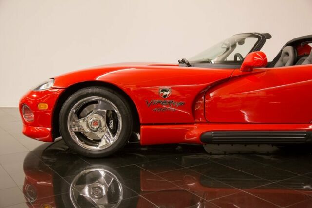 1994 Red Dodge Viper Roadster