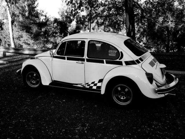 1962 White Volkswagen Beetle - Classic Coupe