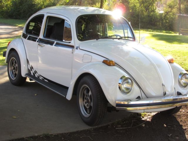 1962 White Volkswagen Beetle - Classic Coupe