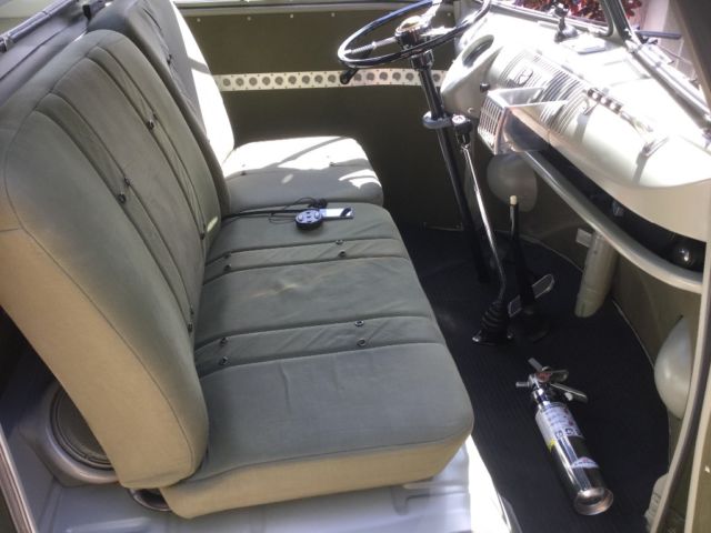 1964 Geen and gray Volkswagen Bus/Vanagon Pickup