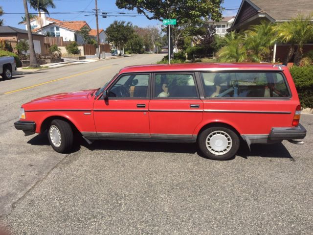 1989 Red Volvo 240 Wagon