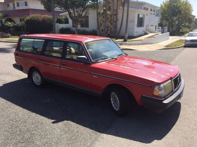1989 Red Volvo 240 Wagon