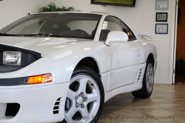 1991 White Mitsubishi 3000GT Coupe