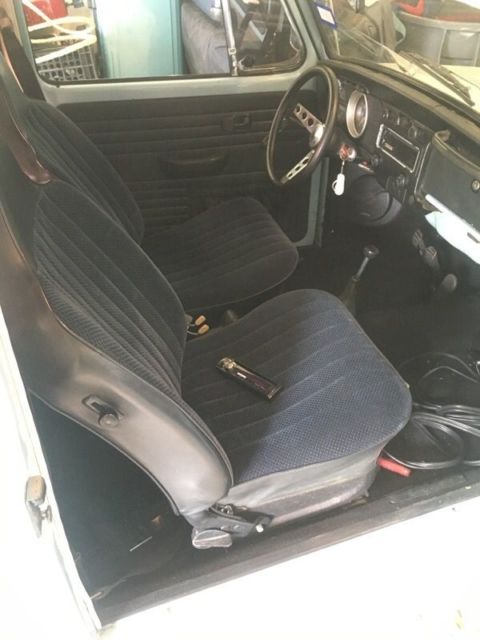 1971 Blue Volkswagen Beetle - Classic Coupe