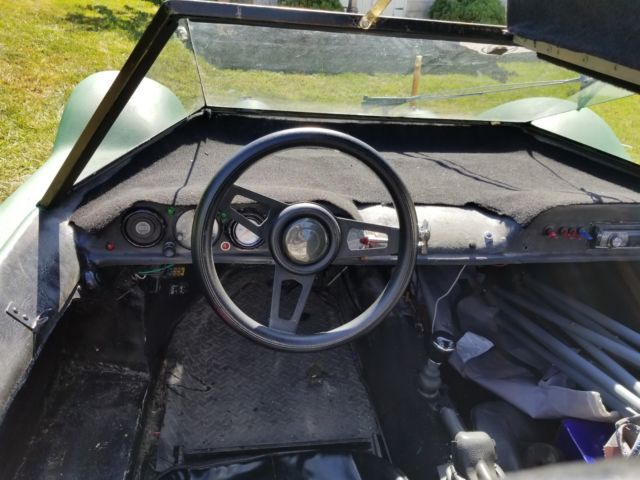 1970 Green Volkswagen Beetle - Classic