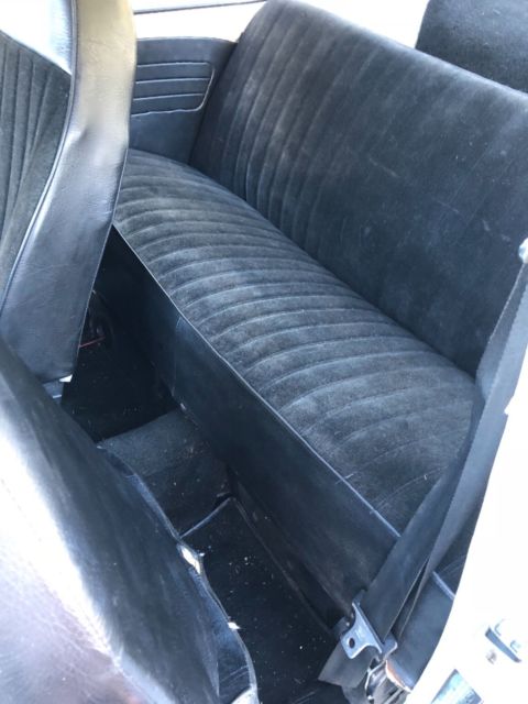 1973 Baby blue Volkswagen Beetle - Classic Coupe