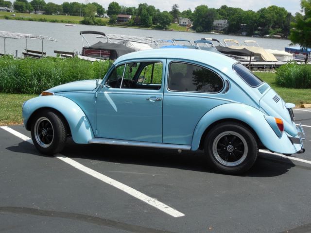 1971 Marina Blue Volkswagen Beetle - Classic Sedan