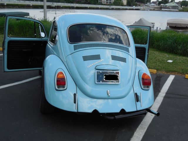 1971 Marina Blue Volkswagen Beetle - Classic Sedan