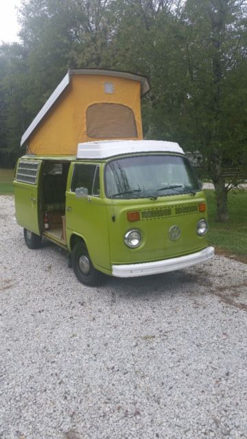 1976 Green Volkswagen Bus/Vanagon Van Camper