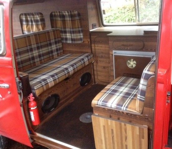 1978 Red Volkswagen Bus/Vanagon Van Camper