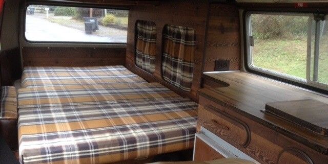 1978 Red Volkswagen Bus/Vanagon Van Camper