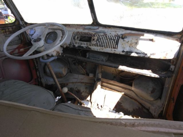 1963 Orange Volkswagen Bus/Vanagon Kombi