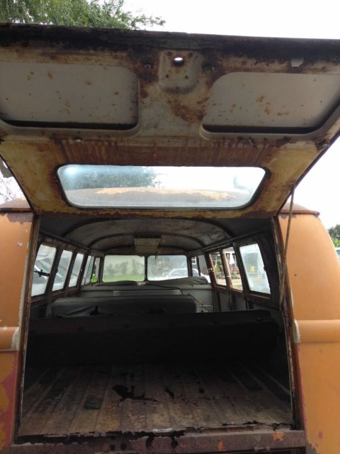 1963 Orange Volkswagen Bus/Vanagon Kombi