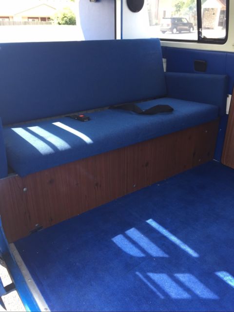 1962 Green Volkswagen Bus/Vanagon Van Camper