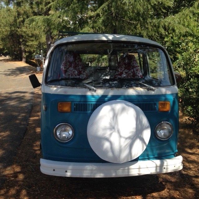 1977 Blue/white Volkswagen Bus/Vanagon Type 2