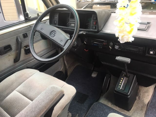 1991 Silver Volkswagen Bus/Vanagon