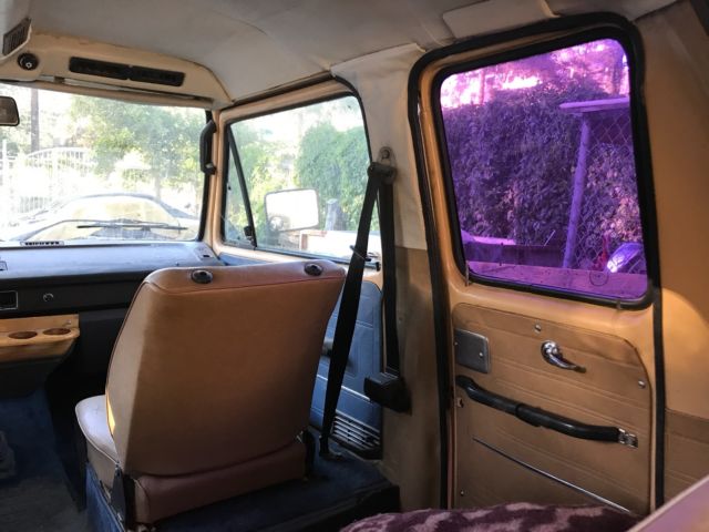 1982 Tan Volkswagen Bus/Vanagon Extended Crew Cab Pickup