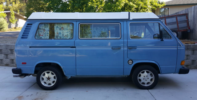 1980 Blue Volkswagen Bus/Vanagon Bus