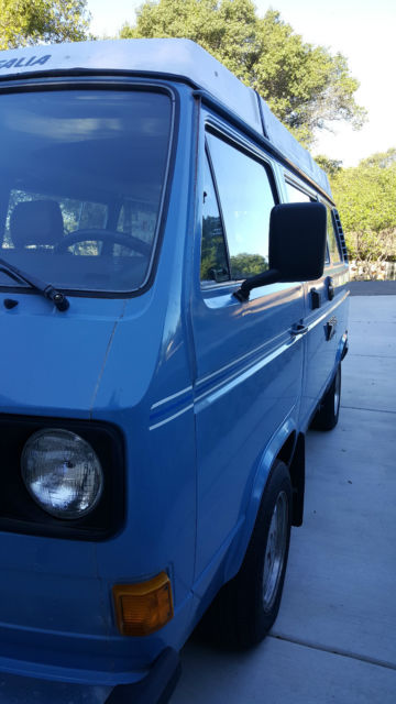 1980 Blue Volkswagen Bus/Vanagon Bus