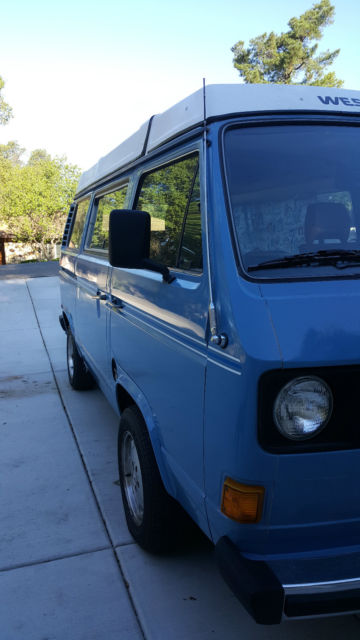 1980 Blue Volkswagen Bus/Vanagon Bus