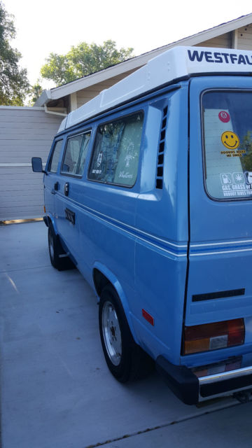 1980 Blue Volkswagen Bus/Vanagon Bus