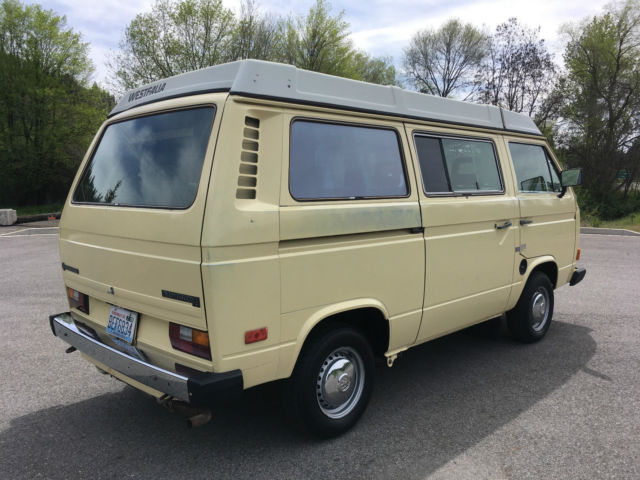 1981 Yellow Volkswagen Bus/Vanagon Van Camper