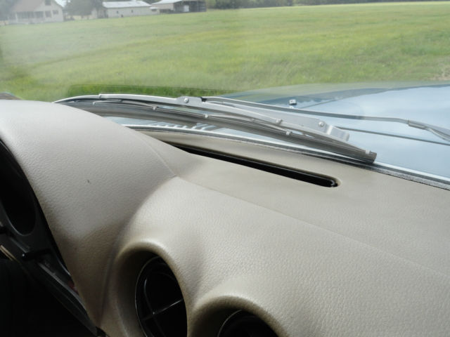 1978 Blue Mercedes-Benz 200-Series Convertible