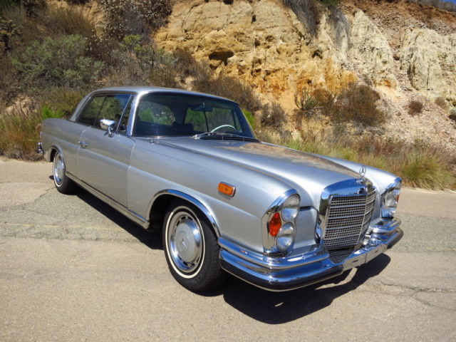 1971 Silver Mercedes-Benz 200-Series Coupe