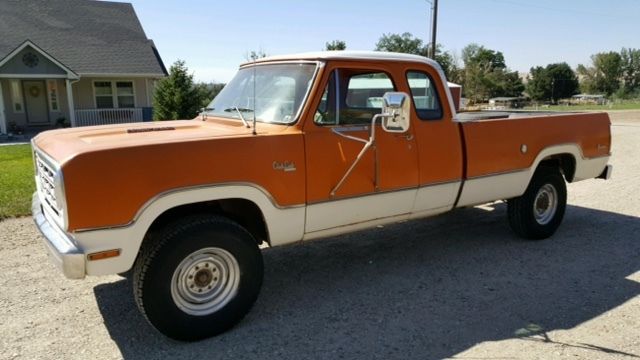 1976 Orange & Cream Dodge Power Wagon Extended Cab Pickup