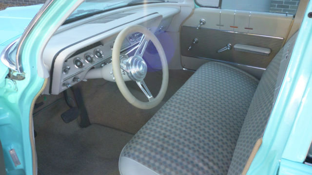 1962 Blue Chevrolet Bel Air/150/210 Station wagon