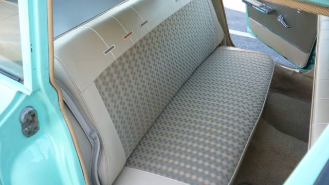 1962 Blue Chevrolet Bel Air/150/210 Station wagon