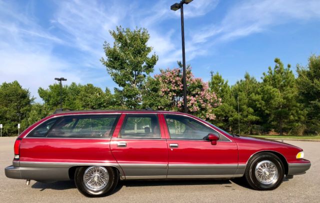 1994 Medium Garnet Red Metallic / Medium Gray Metallic Chevrolet Capriceold Wagon